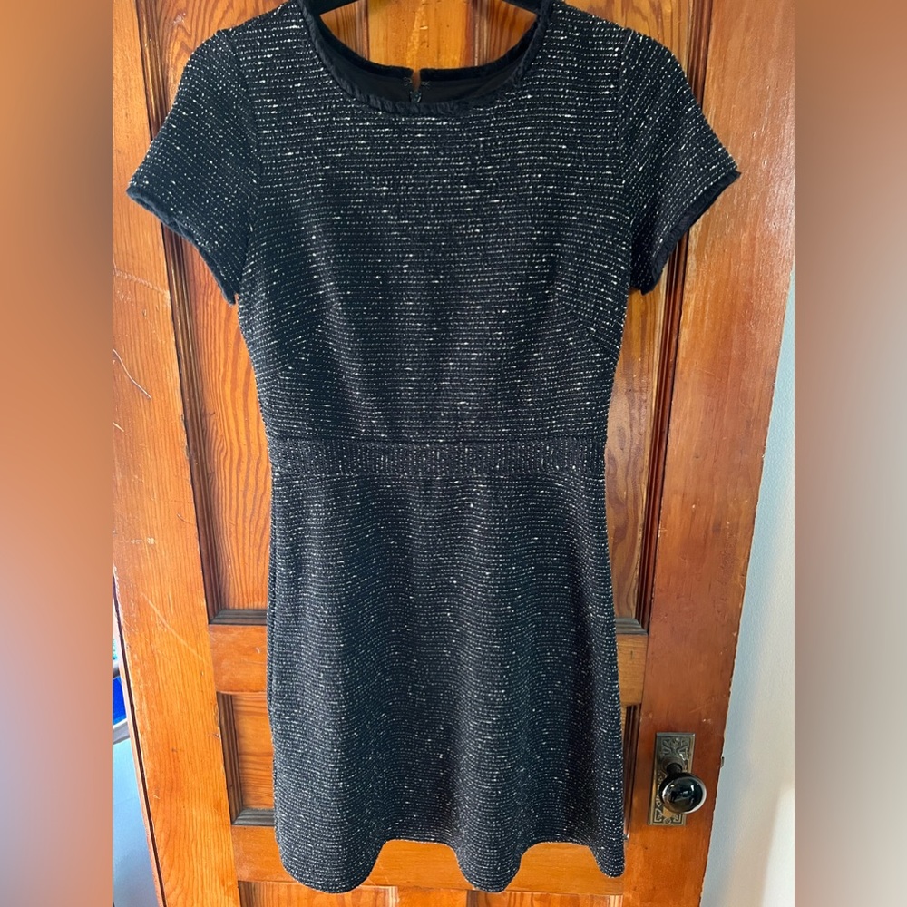 LOFT size 2 petite black tweed short sleeve dress